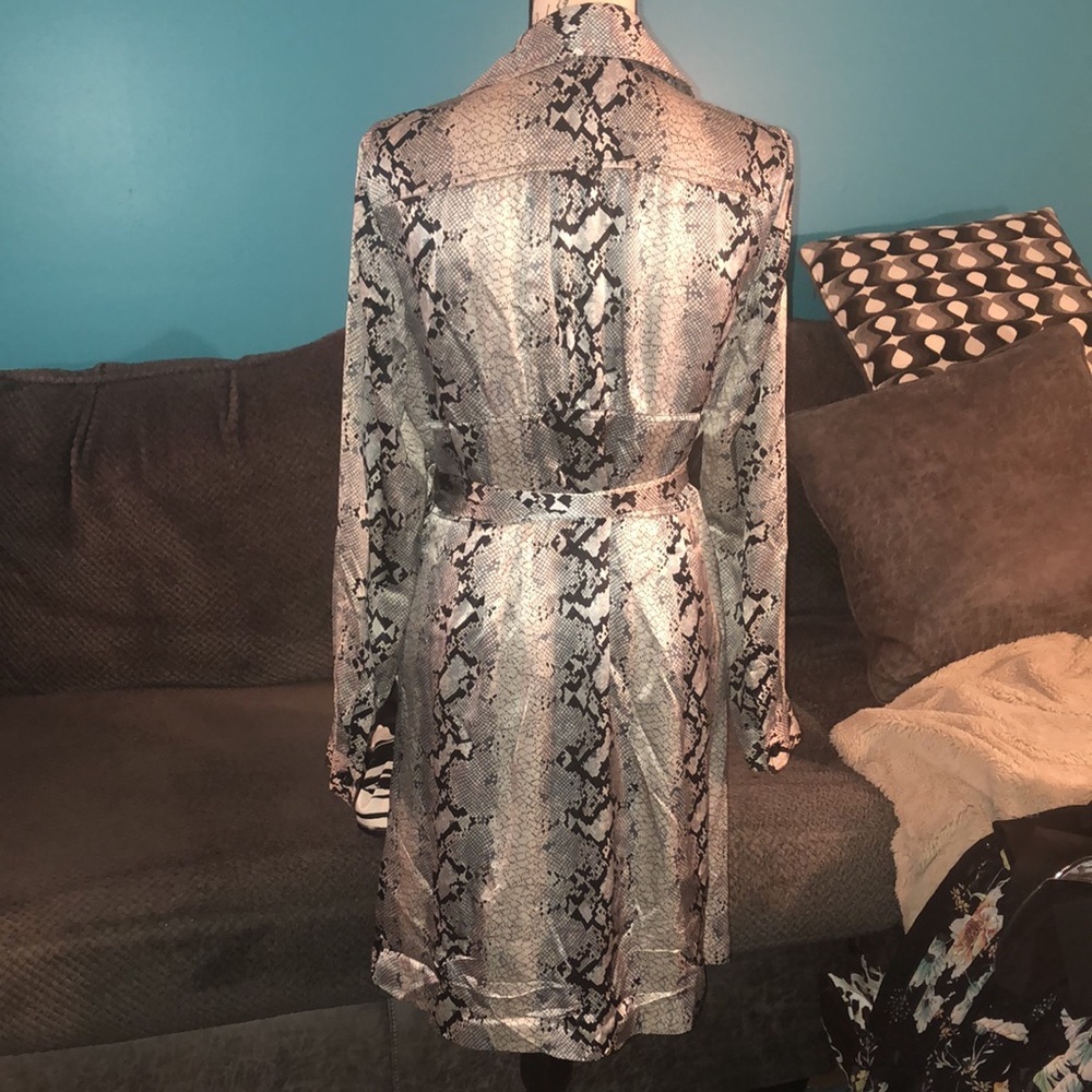 LAST CHANCE 💄 I.N.C International Concepts Silk Shirt Dress, size 12 - Picture 6 of 9